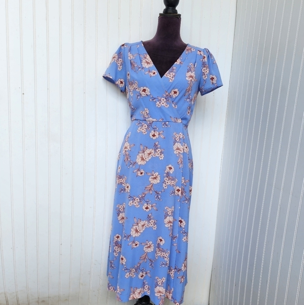 Ralph Lauren Blue Burgundy White Floral Faux Wrap Flutter Sleeve Dress Sz 2
